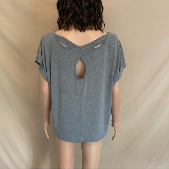 Gap Gray Keyhole Back Top - Picture 5 of 7